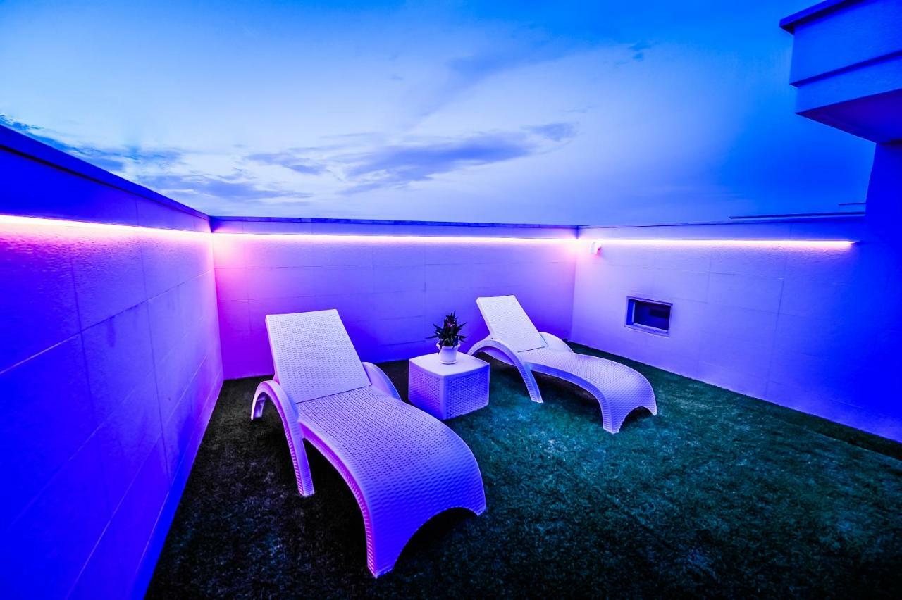 Dal Signor Wolf Bed & Breakfast Pezze Di Greco Exterior photo